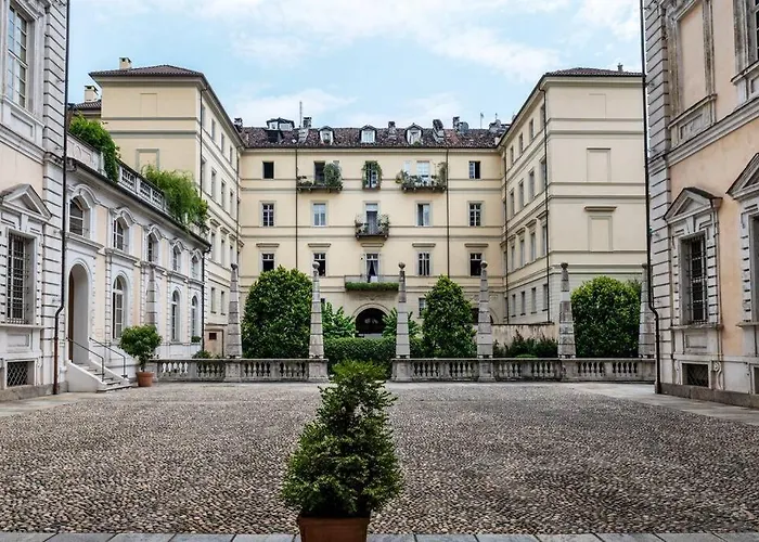 Art Heaven-suite Graneri In Centro *
